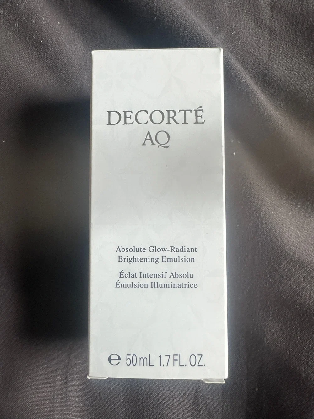 AQ Absolute Glow-Radiant Brightening Emulsion - White